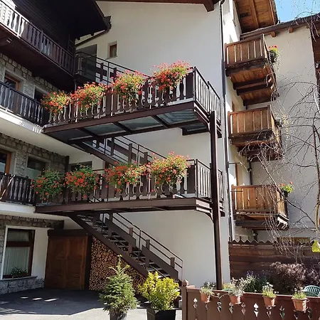 Apartahotel Le Talus Courmayeur