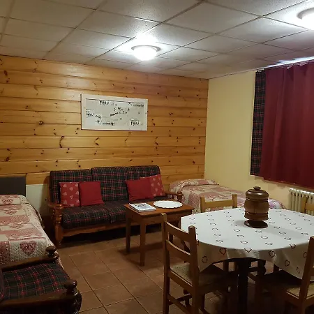 Le Talus Aparthotel 2*