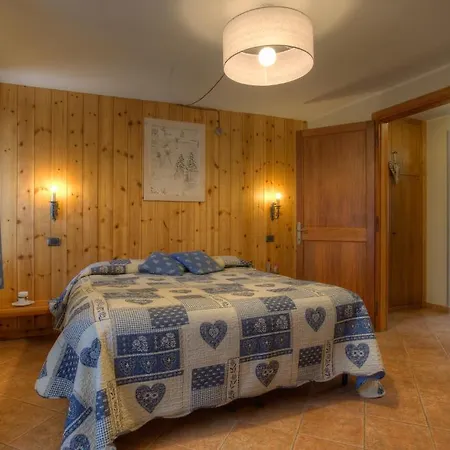 Le Talus Aparthotel 2*