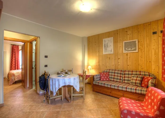 Le Talus Aparthotel 2*